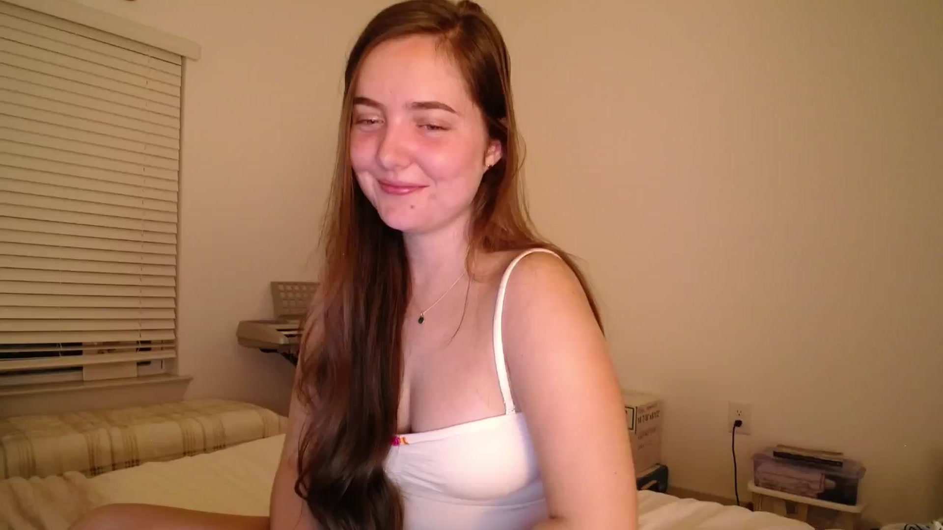 Gallery image thumbnail from Monica's myfreecams stream on, 09/07/2024, 04:02 image 1 of 20
