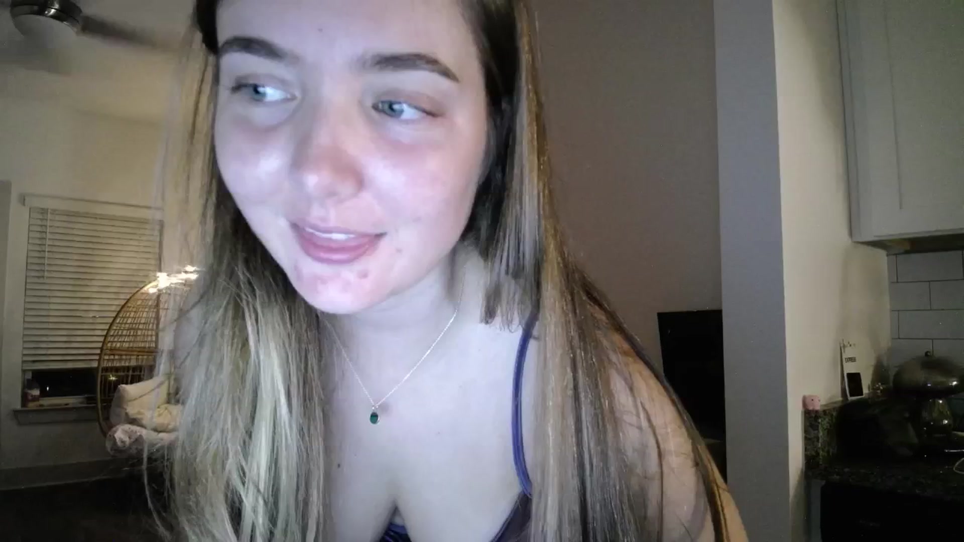 Gallery image thumbnail from Monica's myfreecams stream on, 10/04/2024, 03:50 image 15 of 20