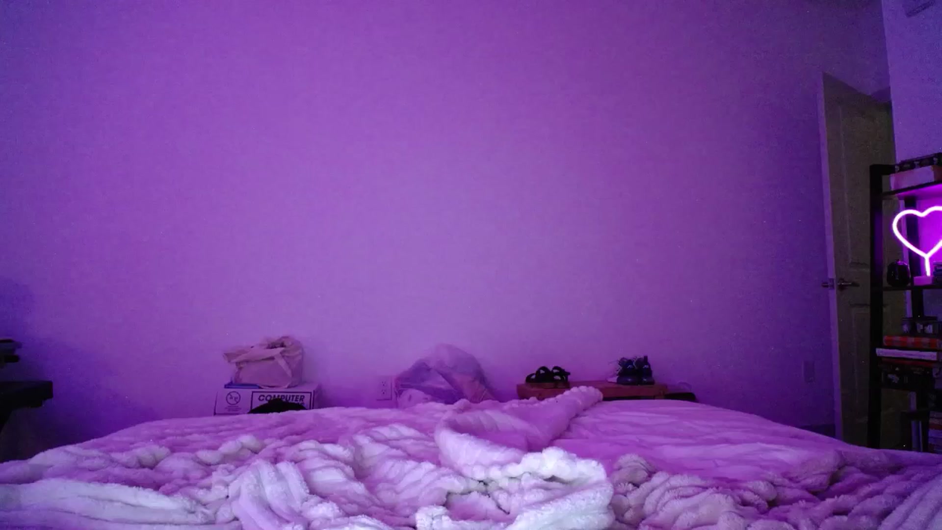 Gallery image thumbnail from Monica's myfreecams stream on, 10/05/2024, 03:59 image 5 of 20