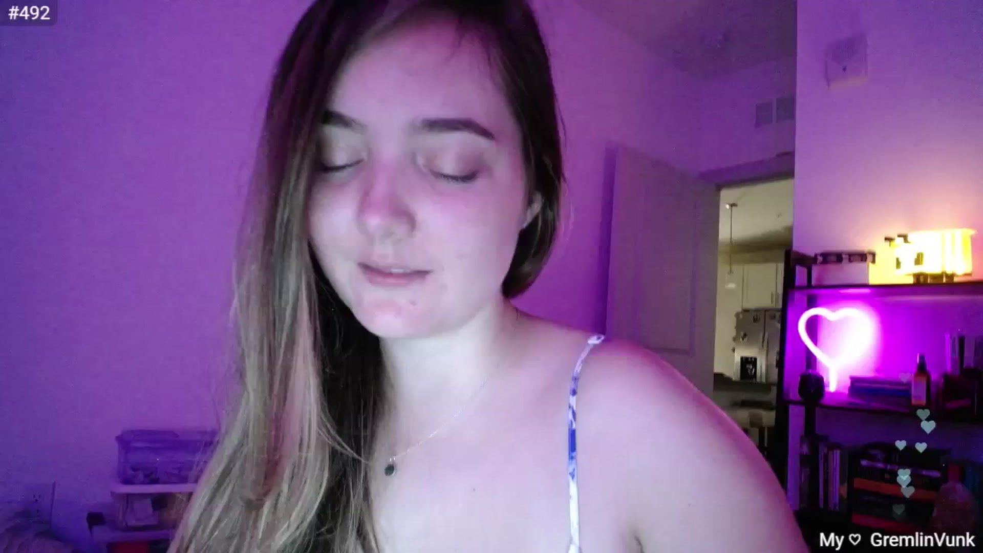 Gallery image thumbnail from Monica's myfreecams stream on, 10/06/2024, 03:34 image 13 of 20