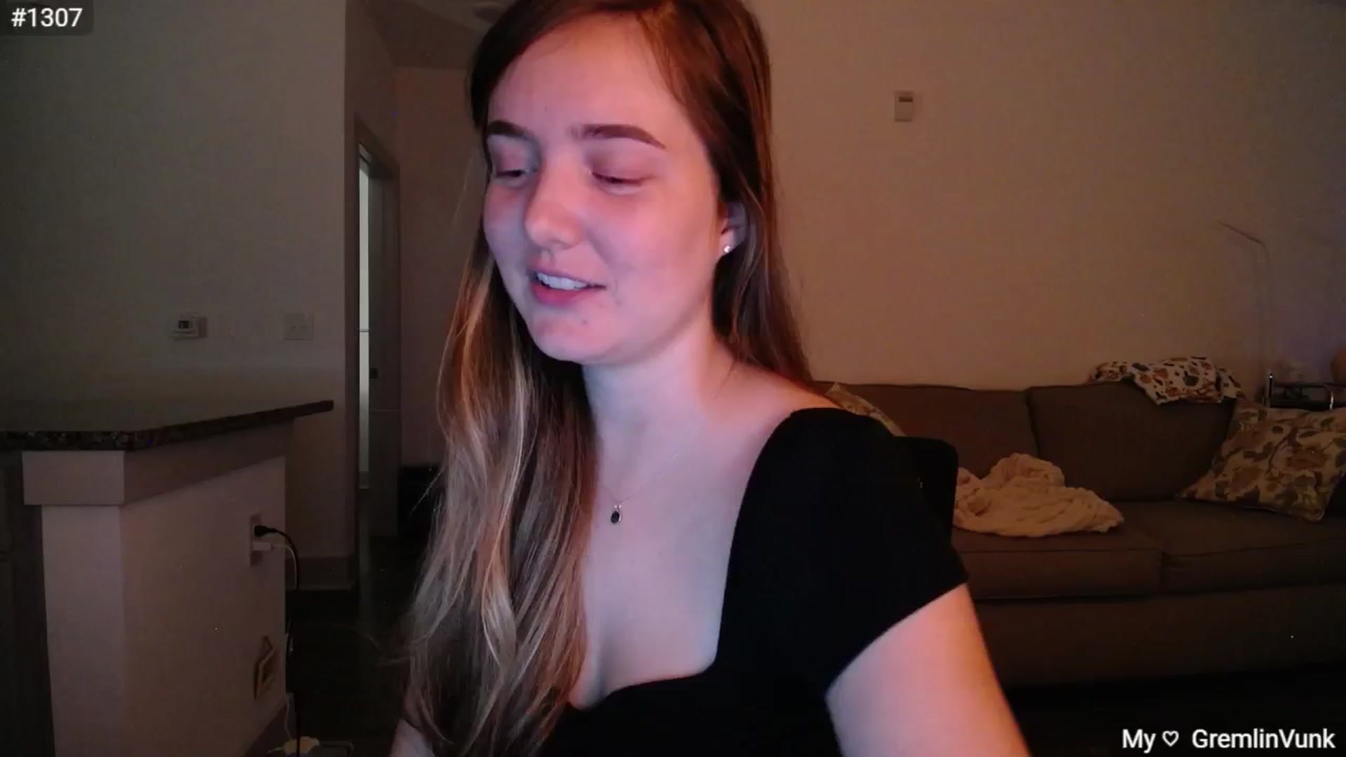 Gallery image thumbnail from Monica's myfreecams stream on, 10/23/2024, 01:28 image 16 of 20