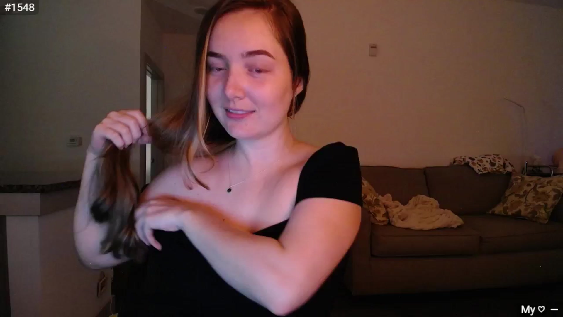 Gallery image thumbnail from Monica's myfreecams stream on, 10/23/2024, 01:28 image 2 of 20