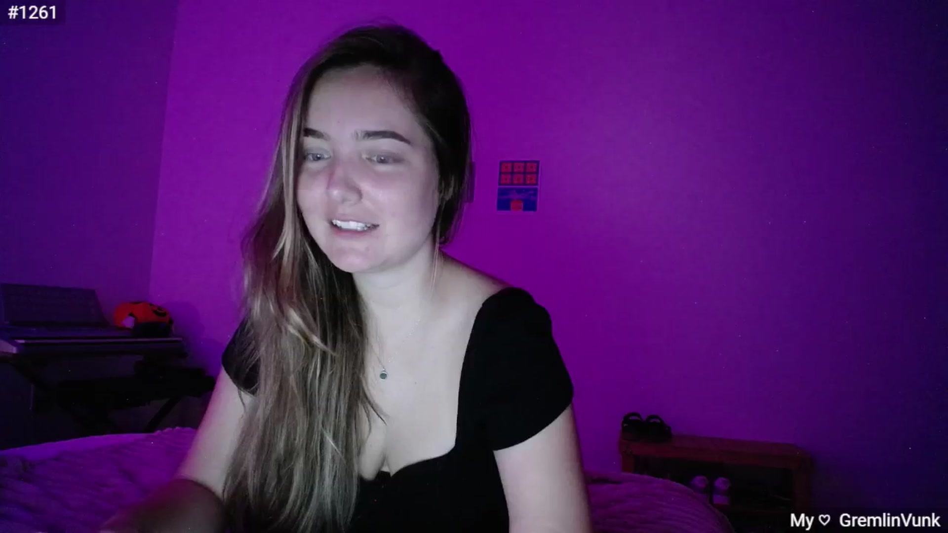 Gallery image thumbnail from Monica's myfreecams stream on, 10/23/2024, 03:36 image 6 of 20