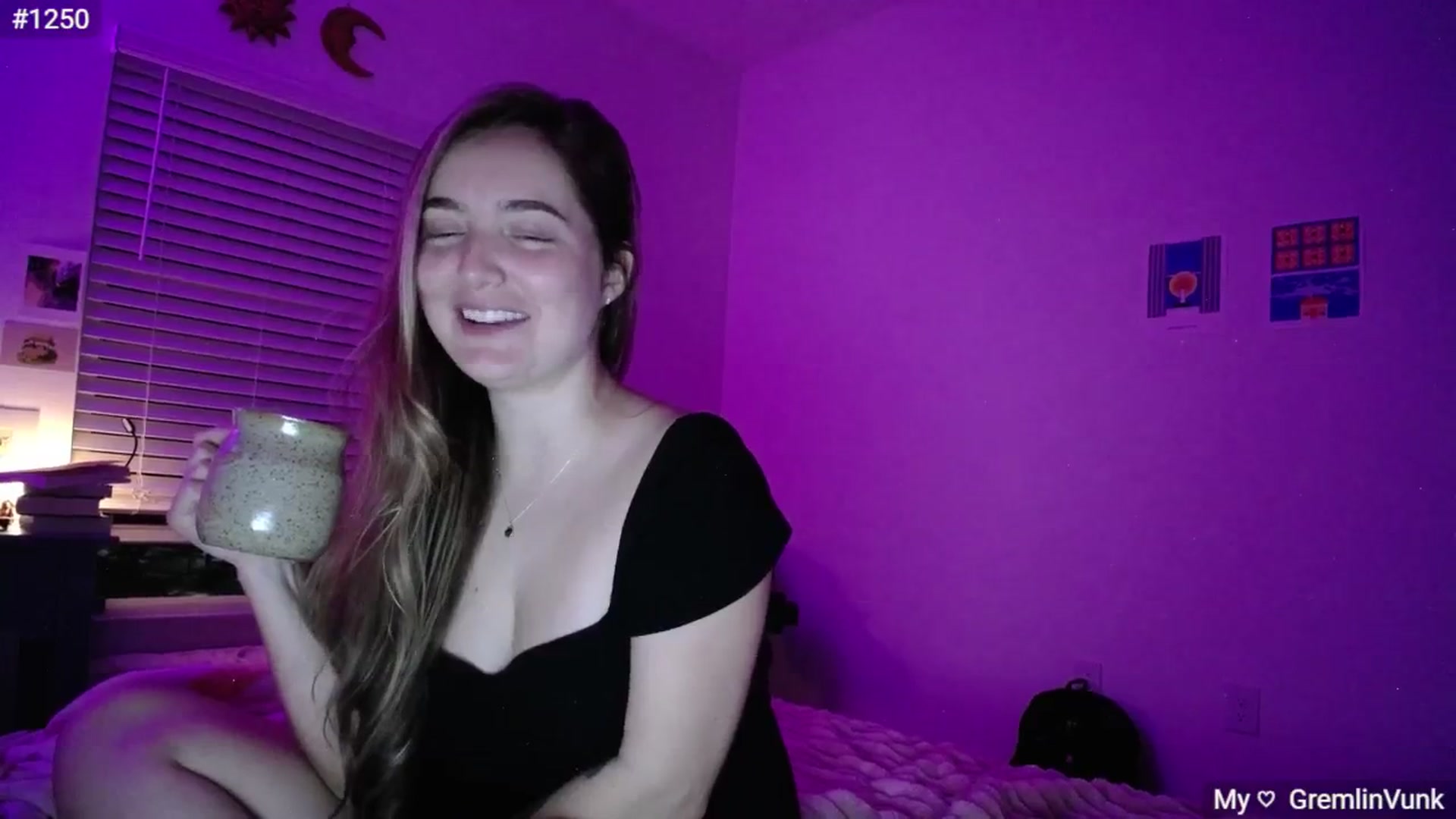 Gallery image thumbnail from Monica's myfreecams stream on, 10/23/2024, 03:51 image 11 of 20
