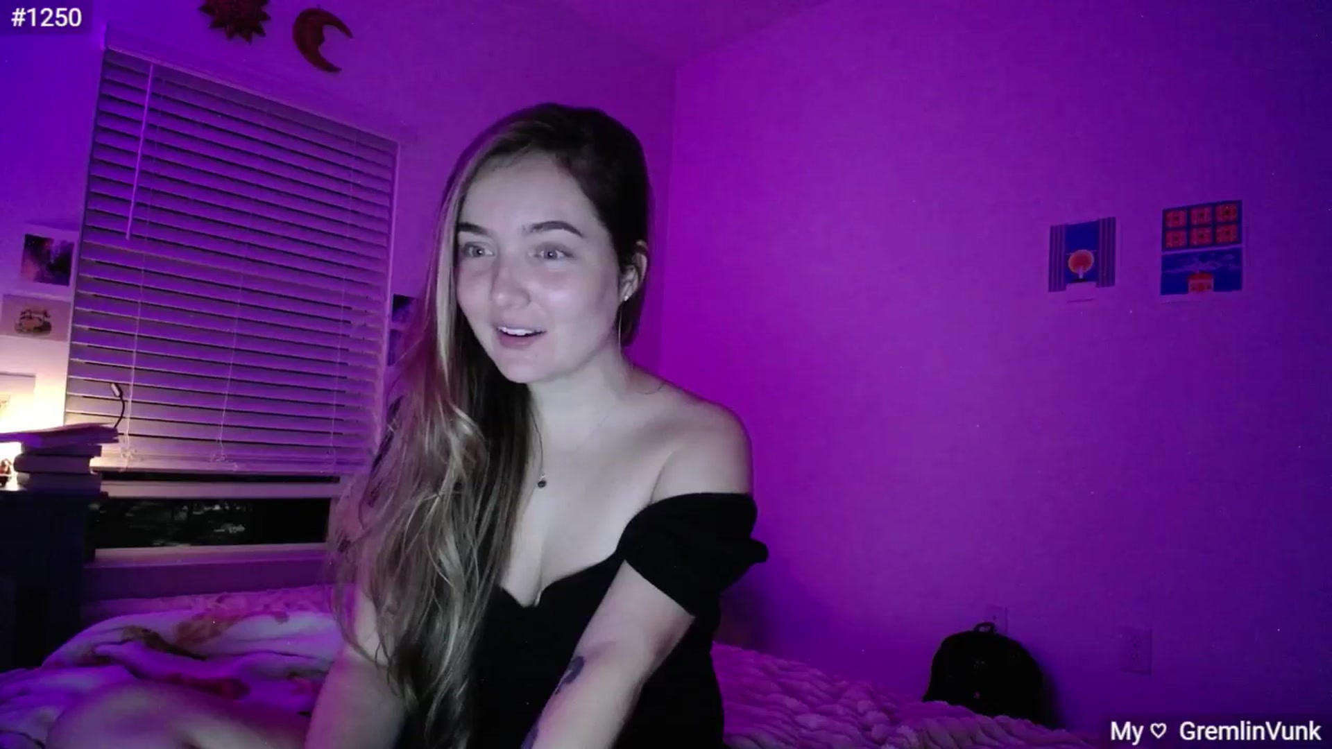 Gallery image thumbnail from Monica's myfreecams stream on, 10/23/2024, 03:51 image 14 of 20