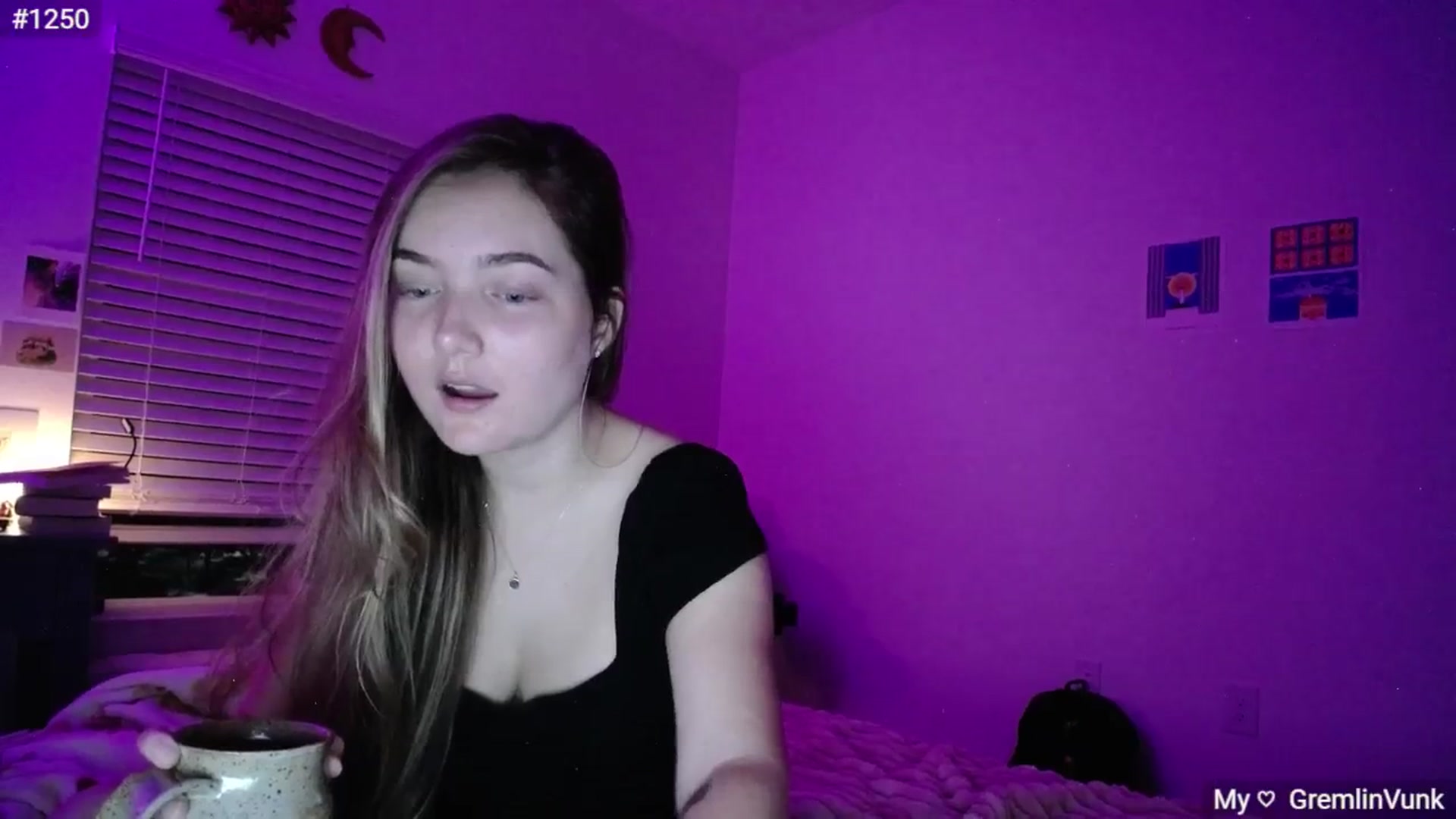 Gallery image thumbnail from Monica's myfreecams stream on, 10/23/2024, 03:51 image 18 of 20