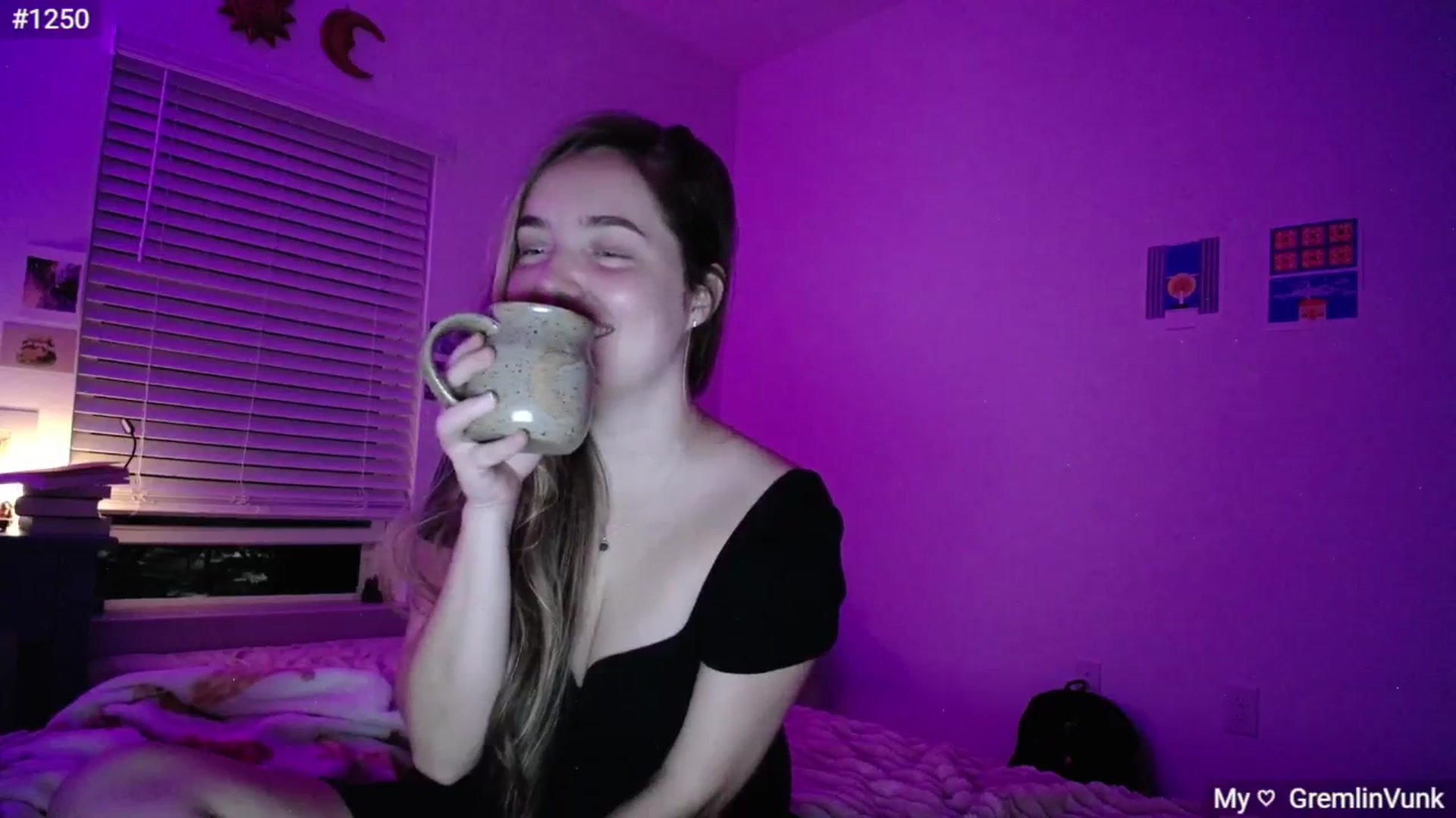 Gallery image thumbnail from Monica's myfreecams stream on, 10/23/2024, 03:51 image 13 of 20