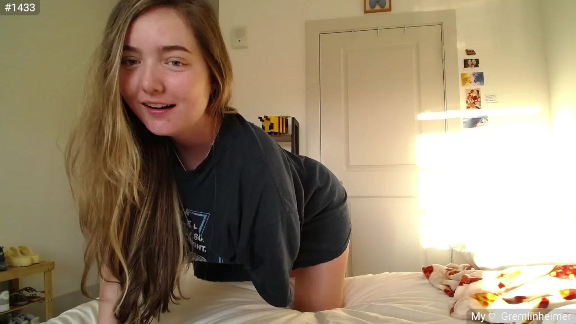 Gallery image thumbnail from Monica's myfreecams stream on, 10/25/2024, 23:46 image 3 of 20