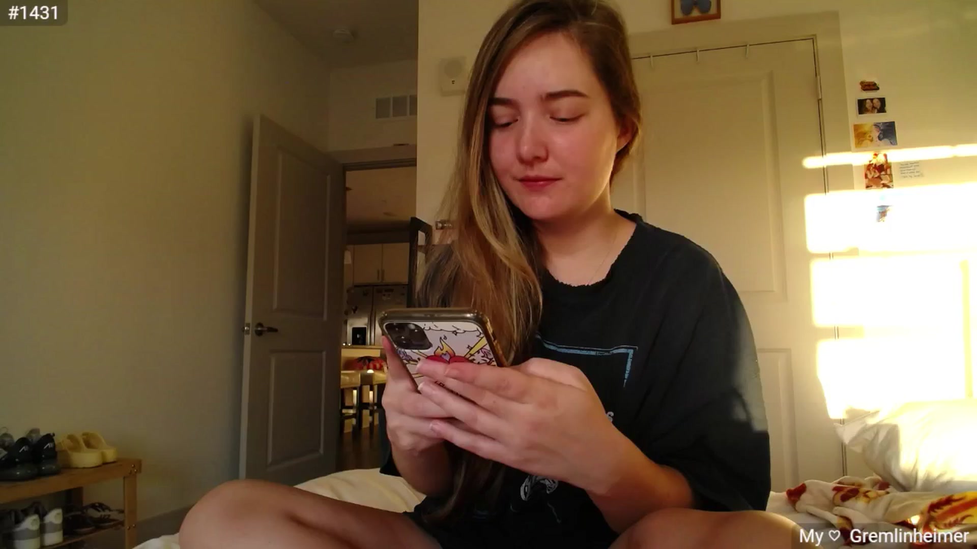Gallery image thumbnail from Monica's myfreecams stream on, 10/25/2024, 23:46 image 5 of 20