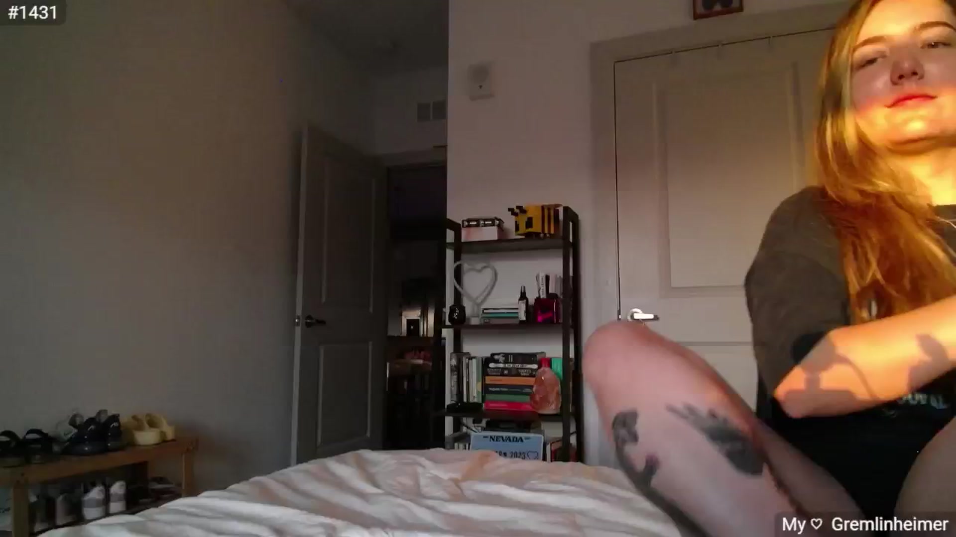 Gallery image thumbnail from Monica's myfreecams stream on, 10/25/2024, 23:46 image 7 of 20
