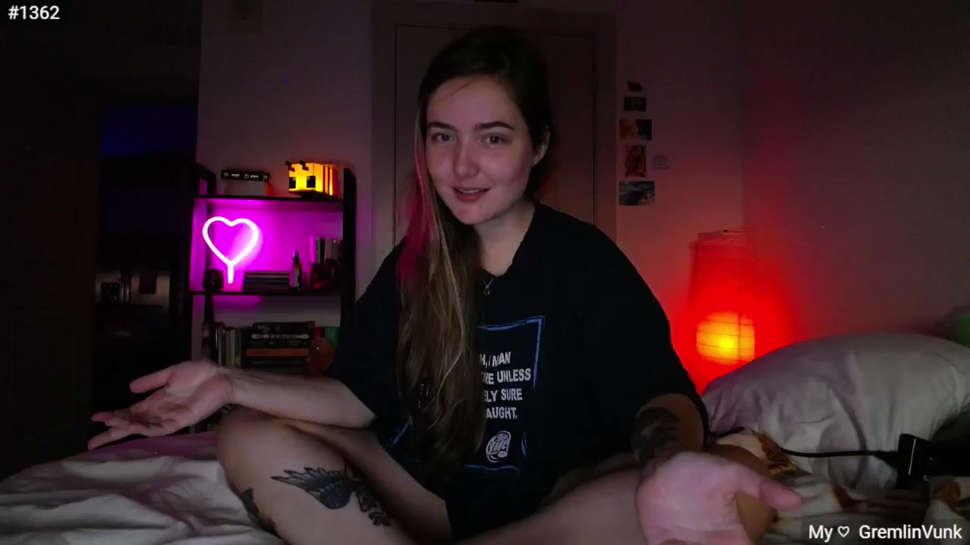 Gallery image thumbnail from Monica's myfreecams stream on, 10/25/2024, 23:46 image 12 of 20