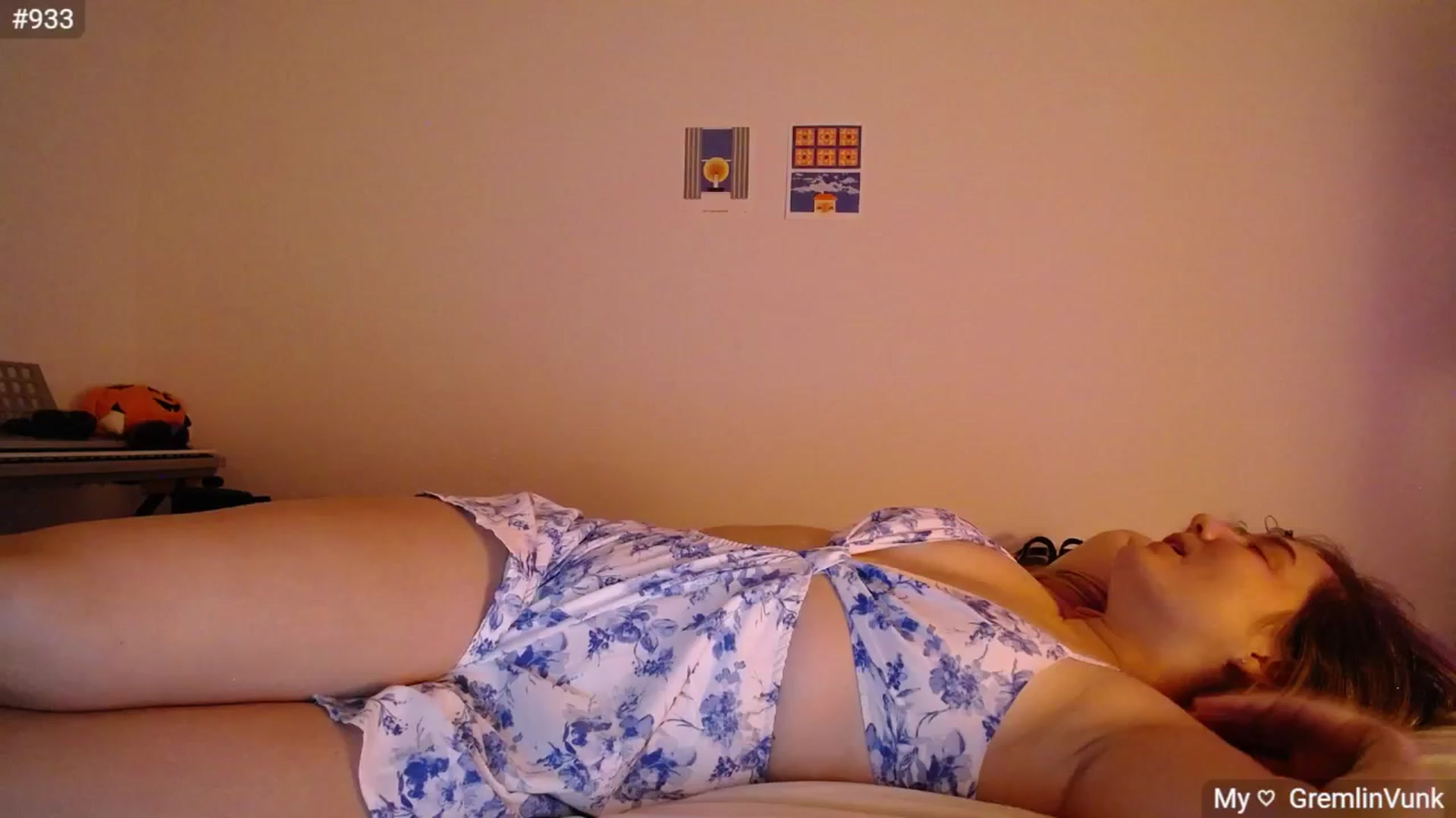 Gallery image thumbnail from Monica's myfreecams stream on, 10/27/2024, 04:50 image 14 of 20