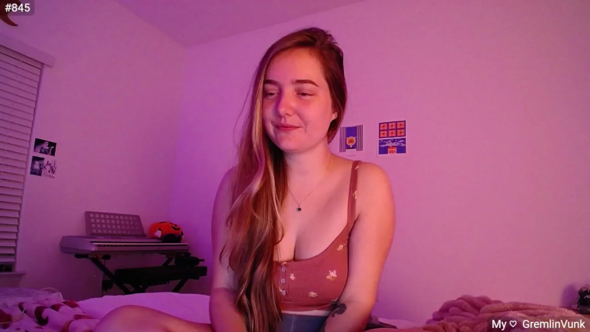 Gallery image thumbnail from Monica's myfreecams stream on, 10/28/2024, 23:47 image 20 of 20