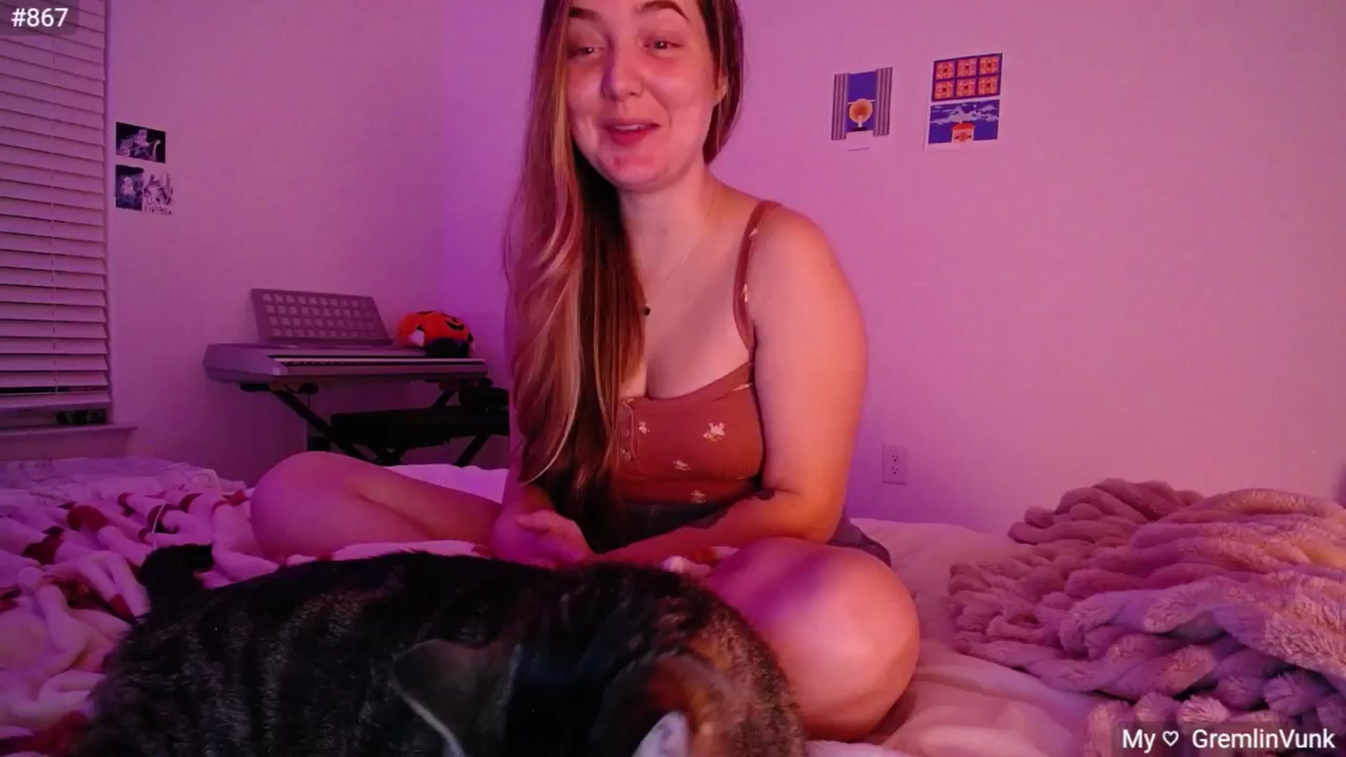 Gallery image thumbnail from Monica's myfreecams stream on, 10/28/2024, 23:47 image 12 of 20
