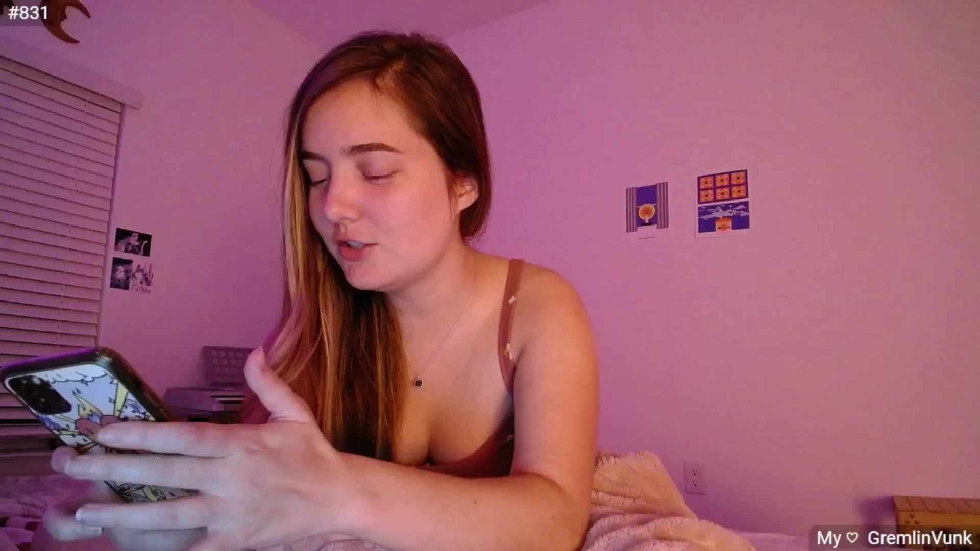 Gallery image thumbnail from Monica's myfreecams stream on, 10/29/2024, 02:42 image 15 of 20