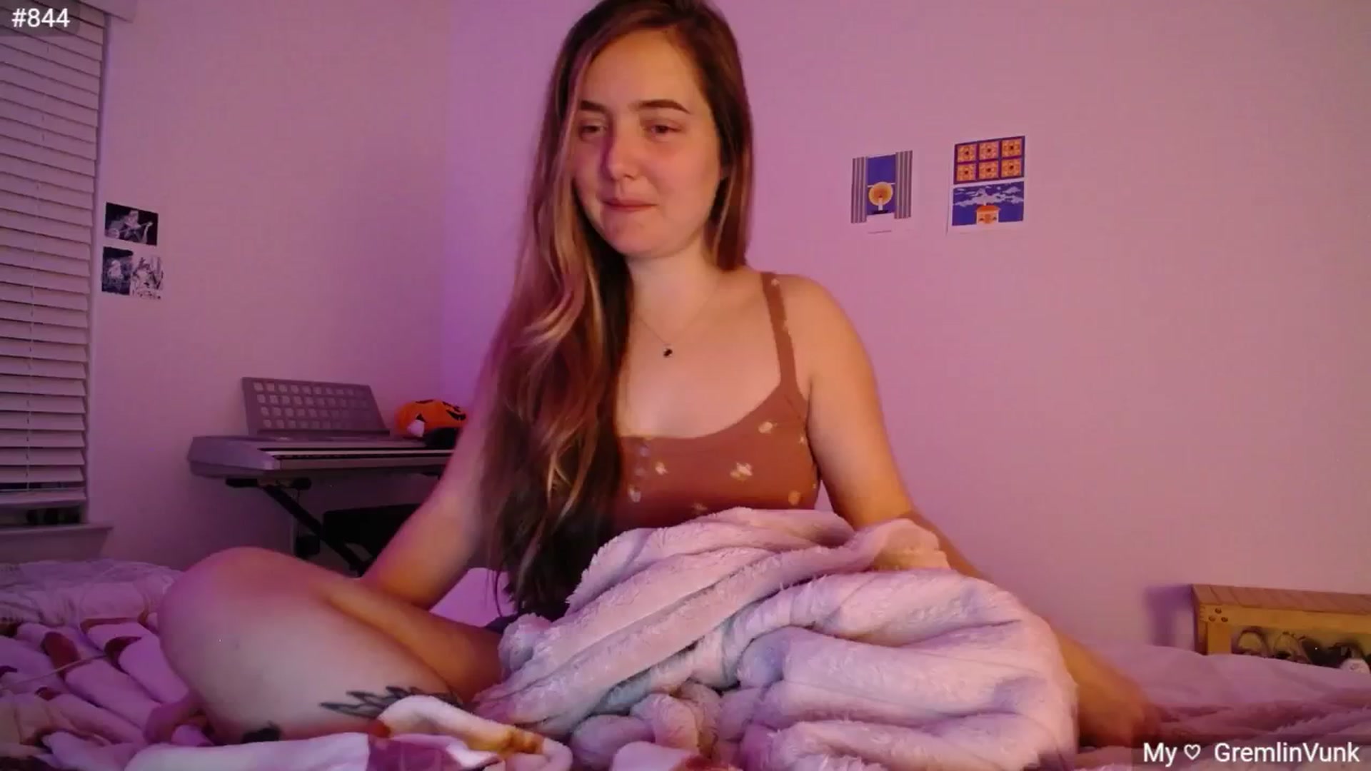 Gallery image thumbnail from Monica's myfreecams stream on, 10/29/2024, 02:42 image 7 of 20