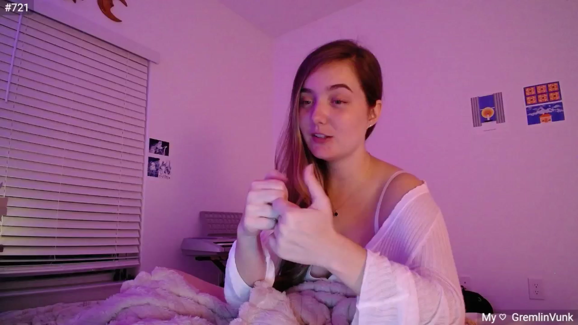 Gallery image thumbnail from Monica's myfreecams stream on, 11/02/2024, 06:16 image 12 of 20