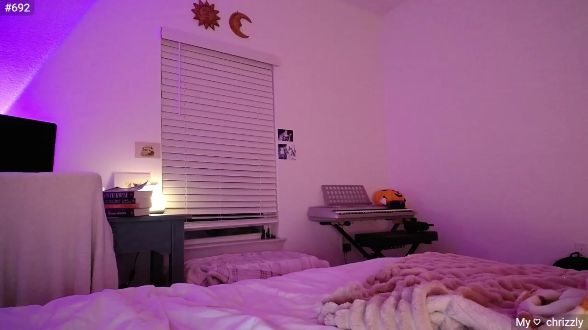 Gallery image thumbnail from Monica's myfreecams stream on, 11/03/2024, 02:52 image 16 of 20