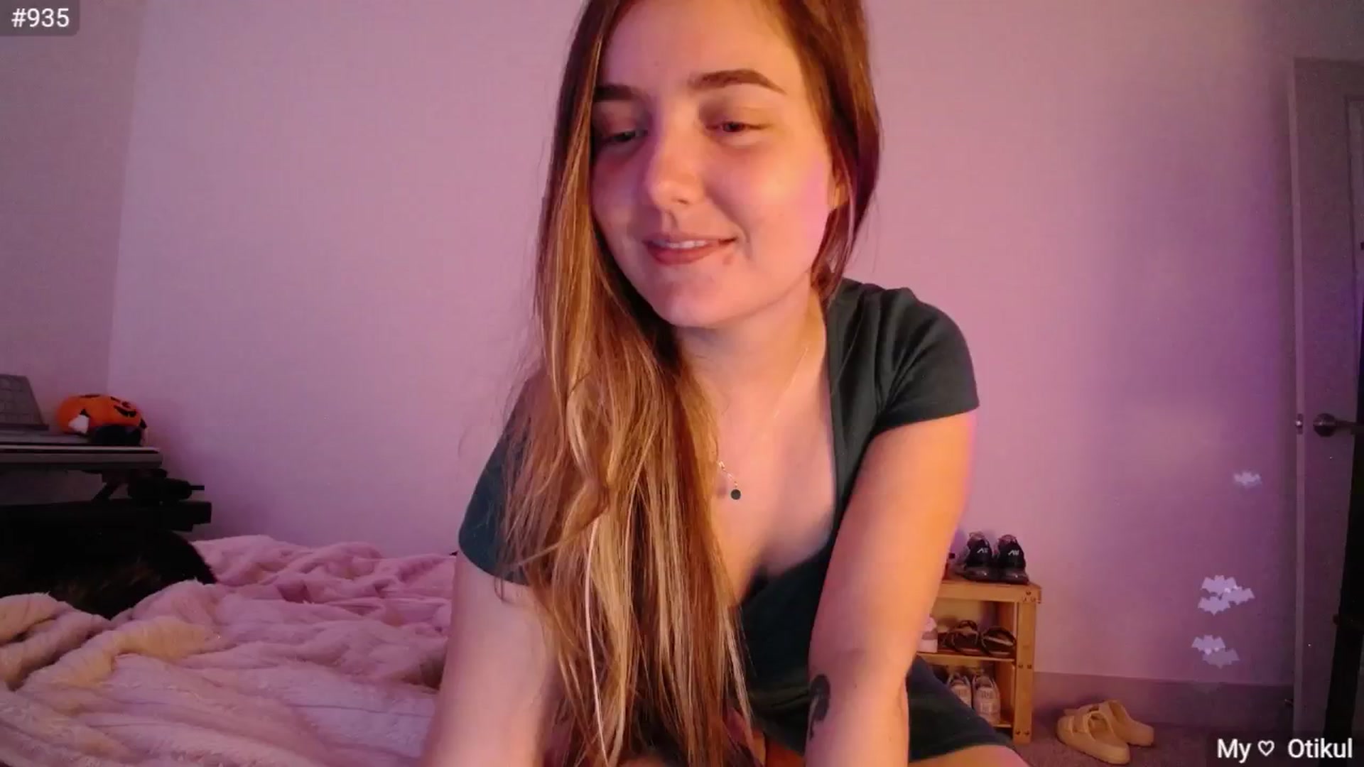 Gallery image thumbnail from Monica's myfreecams stream on, 11/09/2024, 24:01 image 5 of 20