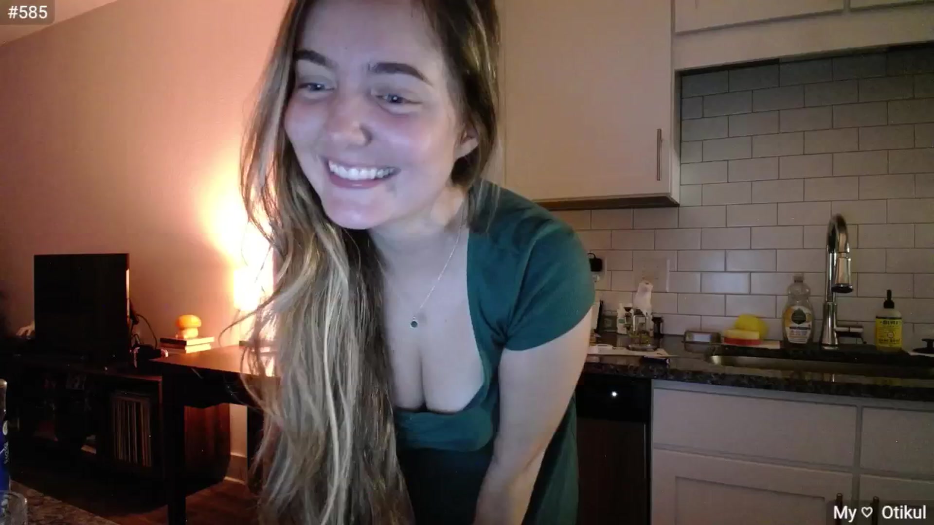 Gallery image thumbnail from Monica's myfreecams stream on, 11/09/2024, 01:09 image 20 of 20