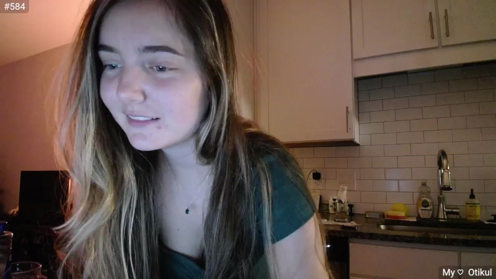 Gallery image thumbnail from Monica's myfreecams stream on, 11/09/2024, 01:09 image 18 of 20