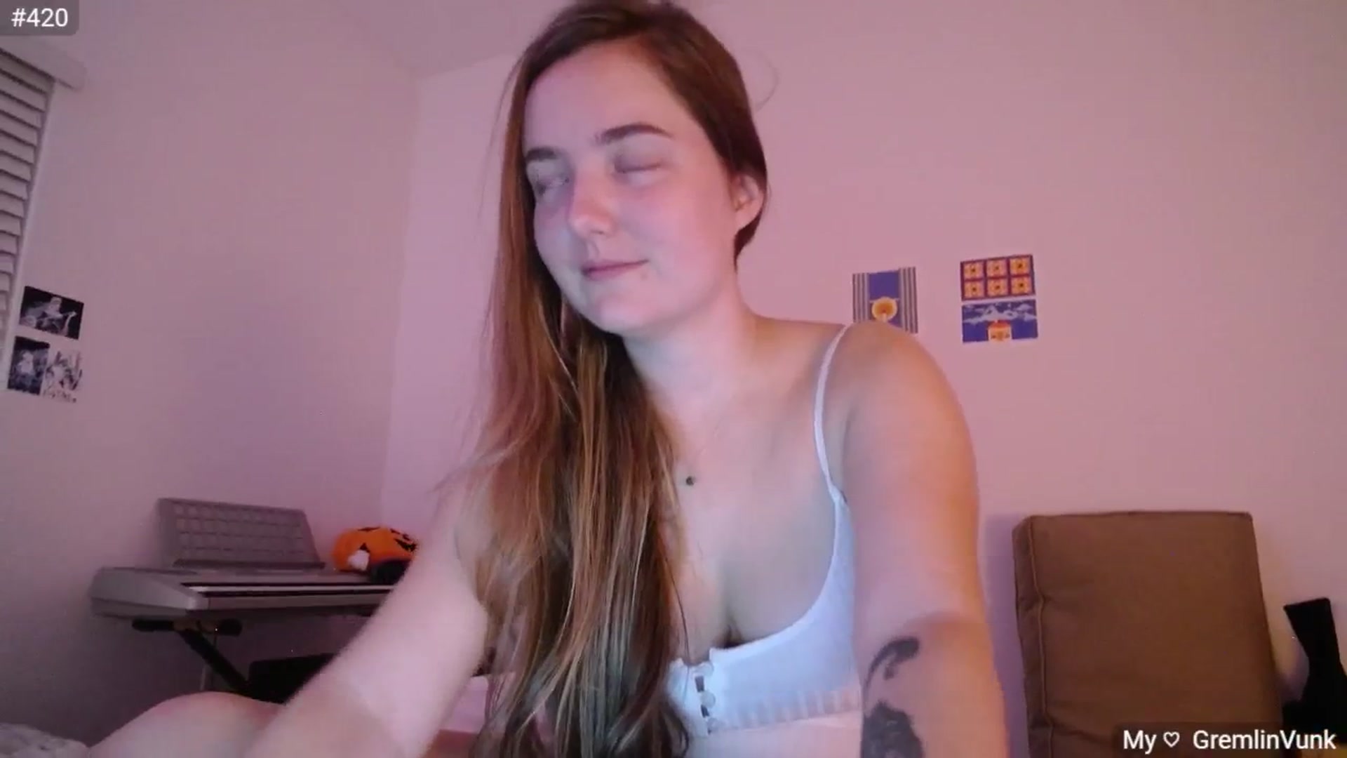 Gallery image thumbnail from Monica's myfreecams stream on, 11/10/2024, 02:47 image 7 of 20
