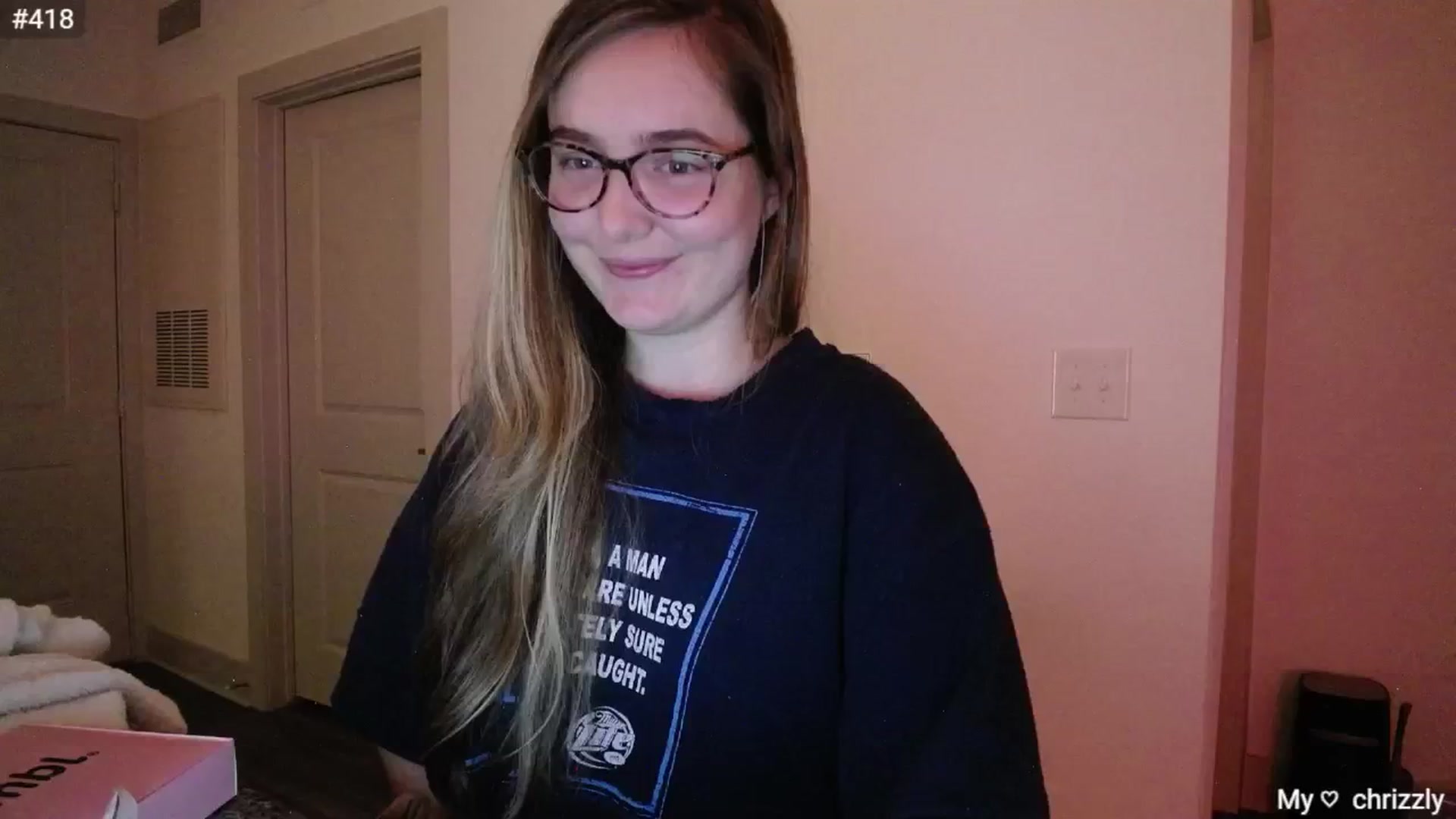 Gallery image thumbnail from Monica's myfreecams stream on, 11/12/2024, 03:54 image 14 of 20