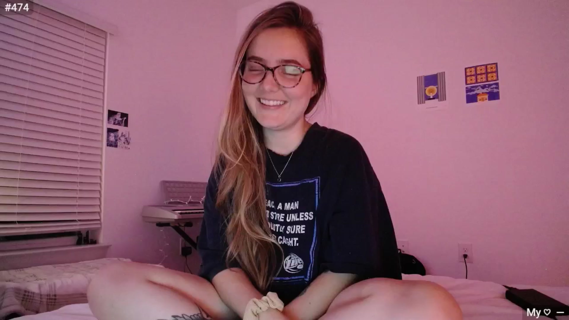 Gallery image thumbnail from Monica's myfreecams stream on, 11/12/2024, 03:54 image 1 of 20