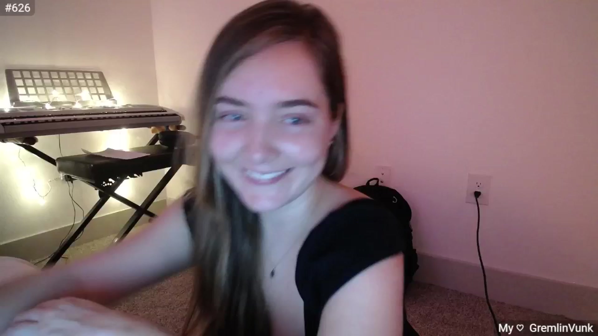 Gallery image thumbnail from Monica's myfreecams stream on, 11/18/2024, 03:03 image 4 of 20