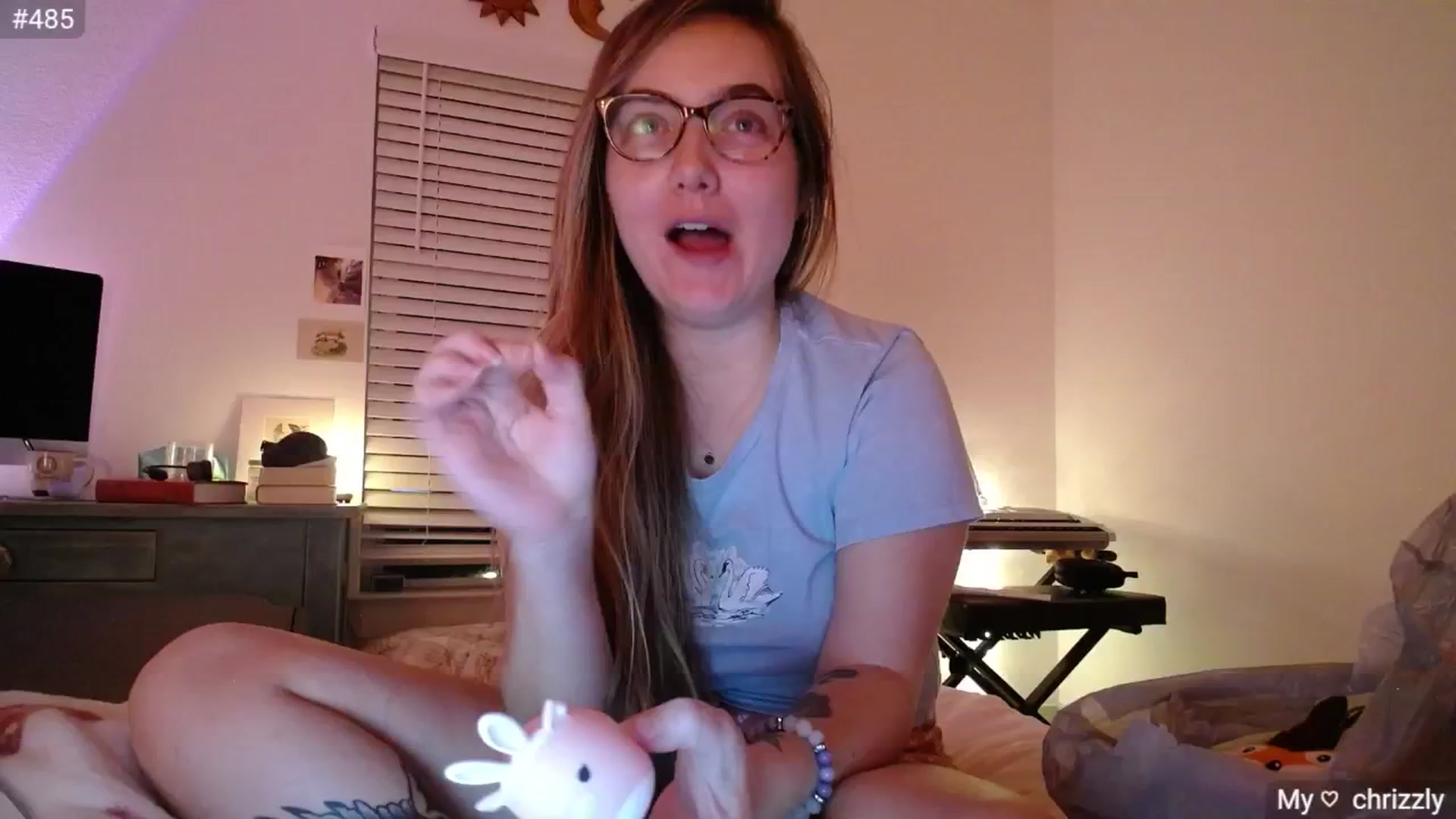 Gallery image thumbnail from Monica's myfreecams stream on, 11/19/2024, 02:43 image 17 of 20