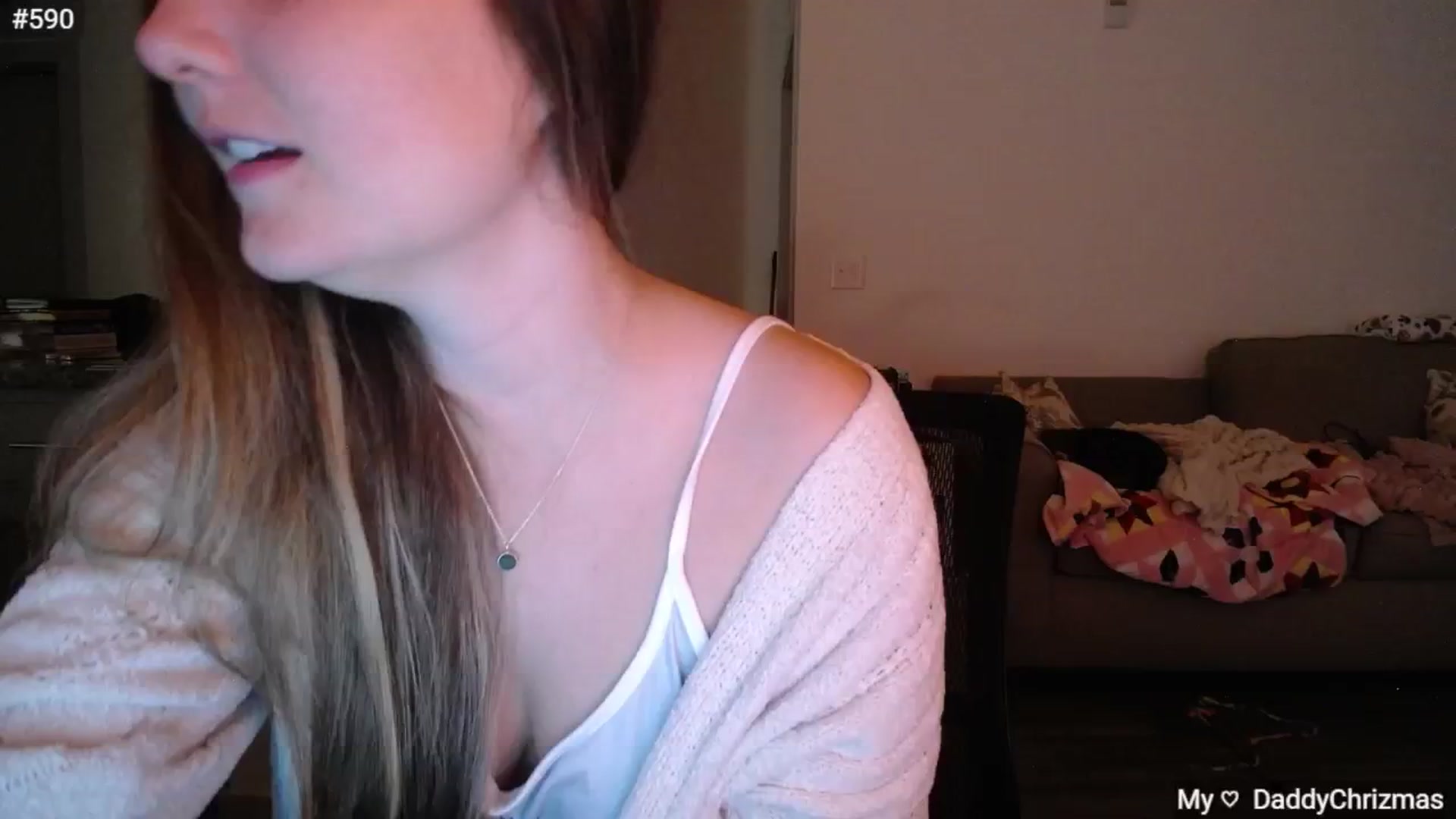 Gallery image thumbnail from Monica's myfreecams stream on, 12/03/2024, 04:18 image 6 of 20