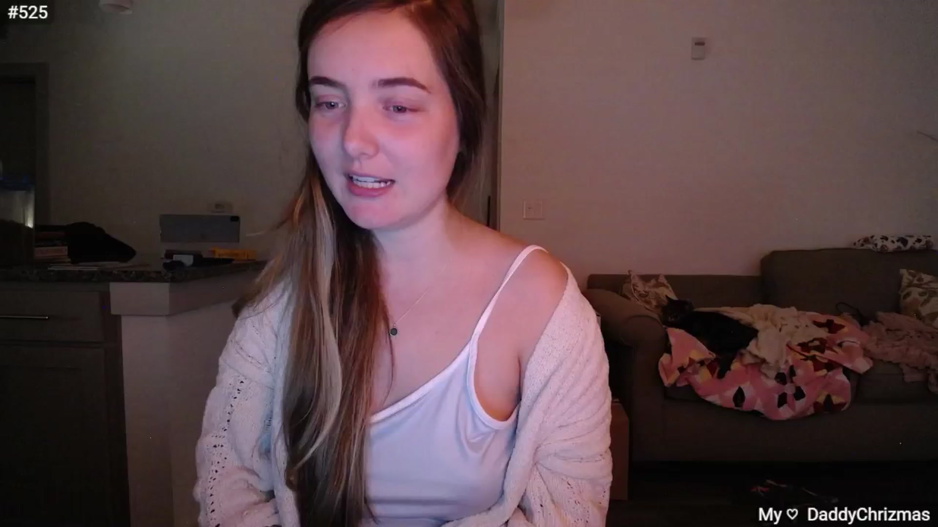 Gallery image thumbnail from Monica's myfreecams stream on, 12/03/2024, 04:18 image 19 of 20
