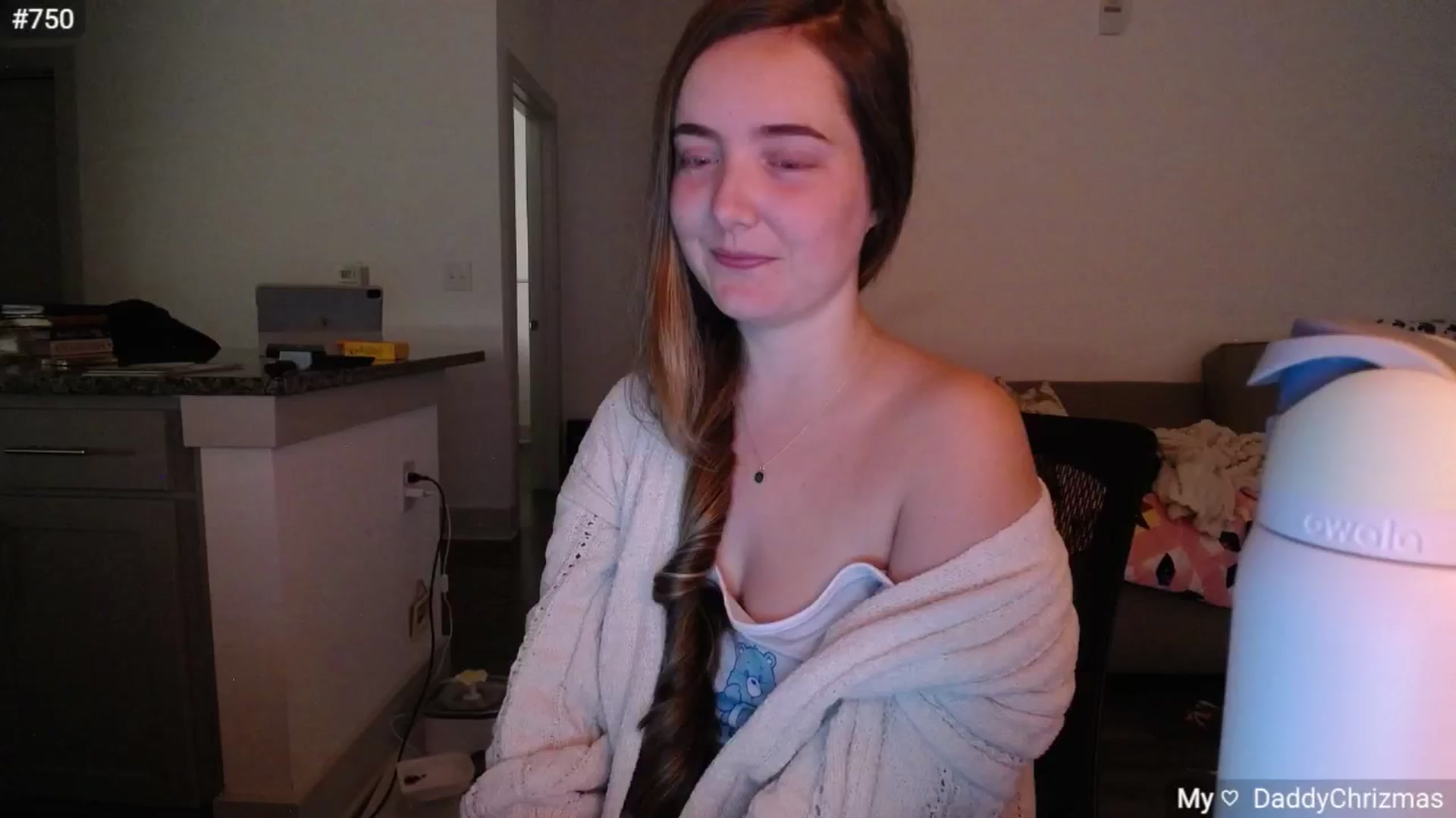 Gallery image thumbnail from Monica's myfreecams stream on, 12/03/2024, 04:18 image 3 of 20