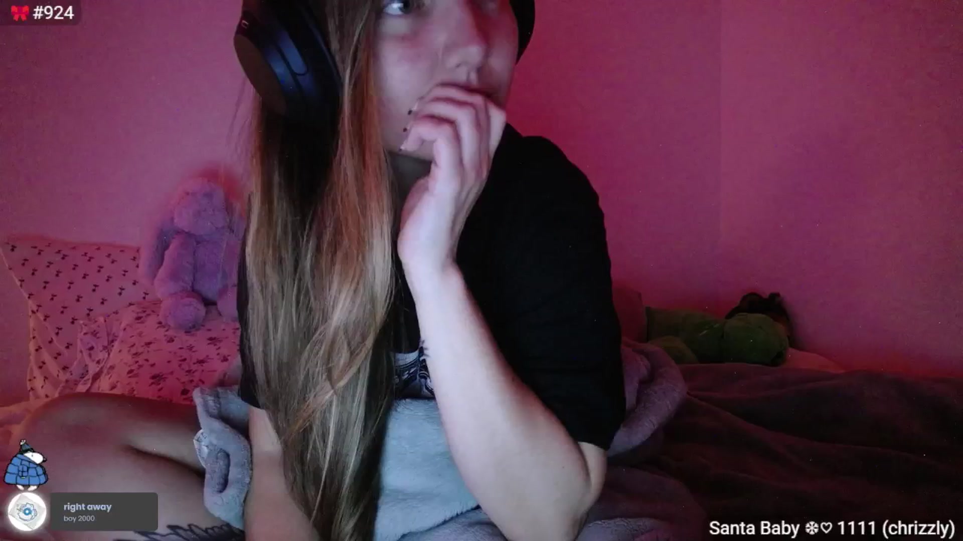 Gallery image thumbnail from Monica's myfreecams stream on, 02/05/2025, 04:27 image 16 of 20