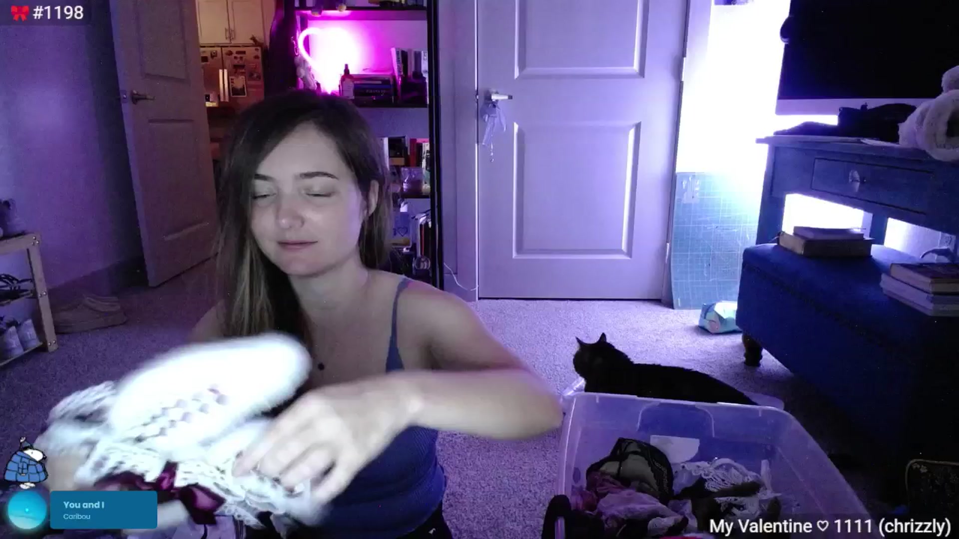 Gallery image thumbnail from Monica's myfreecams stream on, 03/06/2025, 03:44 image 17 of 20
