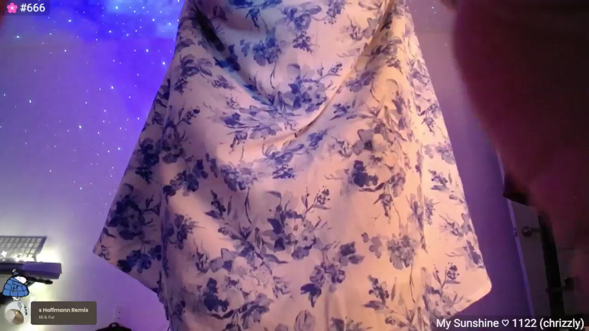 Gallery image thumbnail from Monica's myfreecams stream on, 04/05/2025, 04:50 image 12 of 20