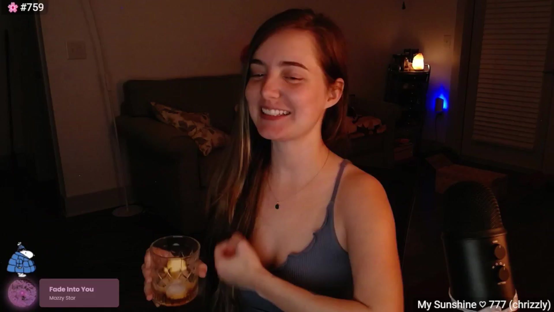 Gallery image thumbnail from Monica's myfreecams stream on, 04/16/2025, 03:31 image 14 of 20