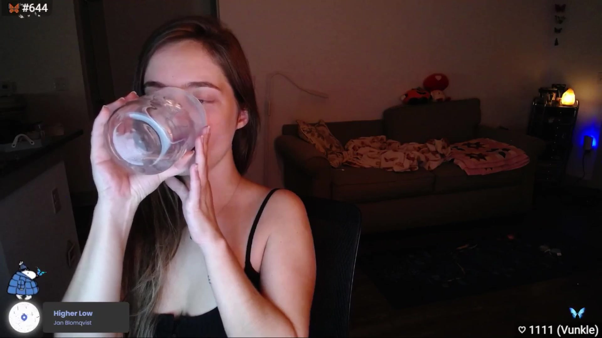 Gallery image thumbnail from Monica's myfreecams stream on, 09/29/2025, 02:48 image 6 of 20