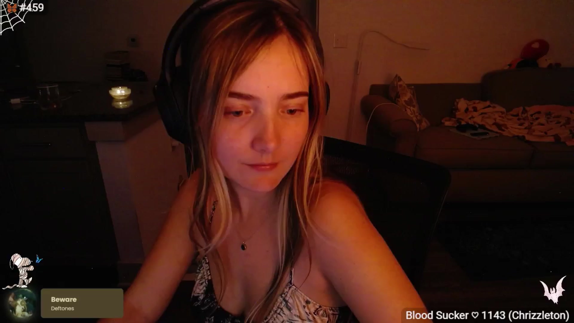 Gallery image thumbnail from Monica's myfreecams stream on, 10/19/2025, 05:02 image 3 of 20