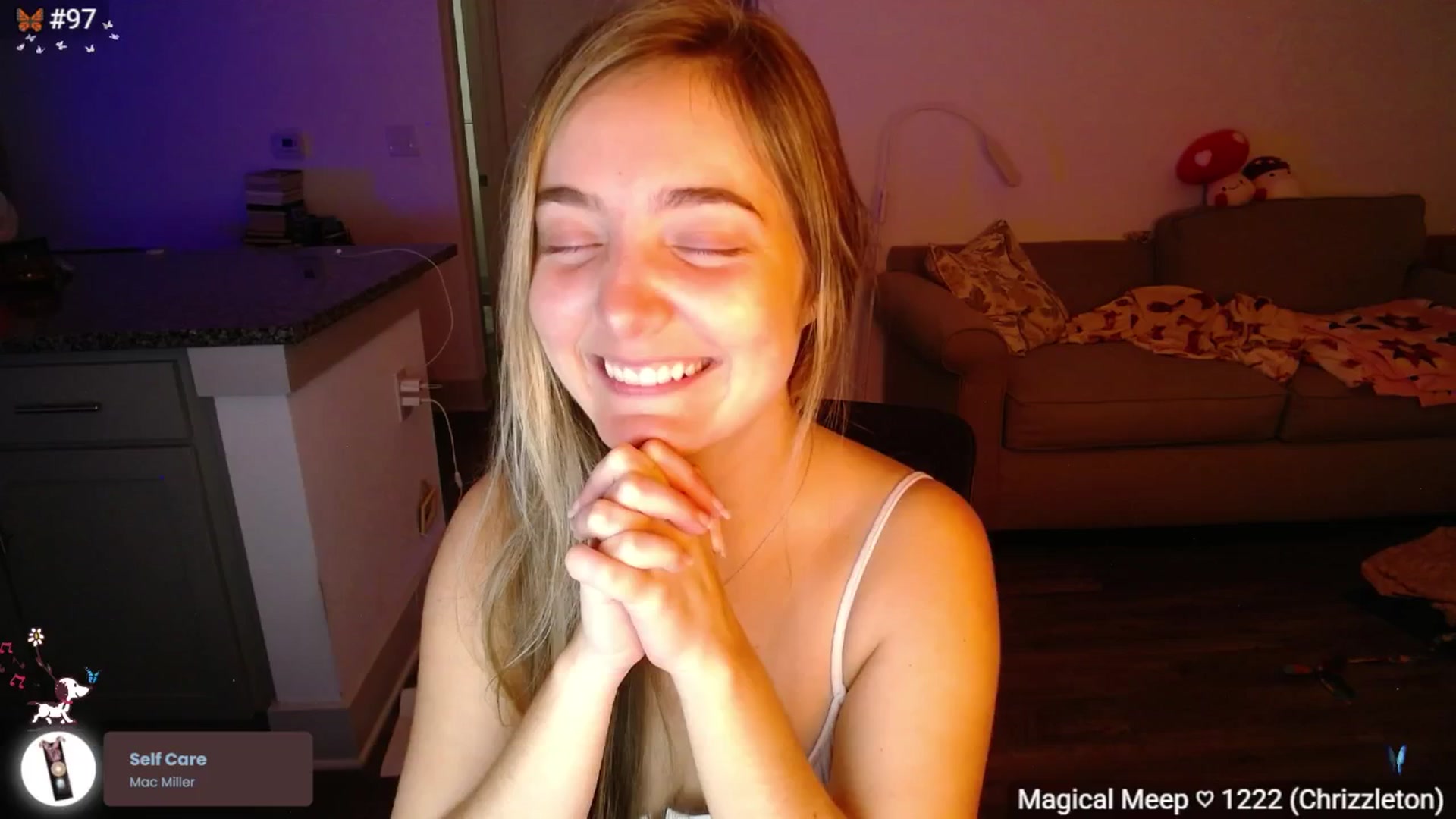 Gallery image thumbnail from Monica's myfreecams stream on, 11/10/2025, 02:47 image 6 of 20
