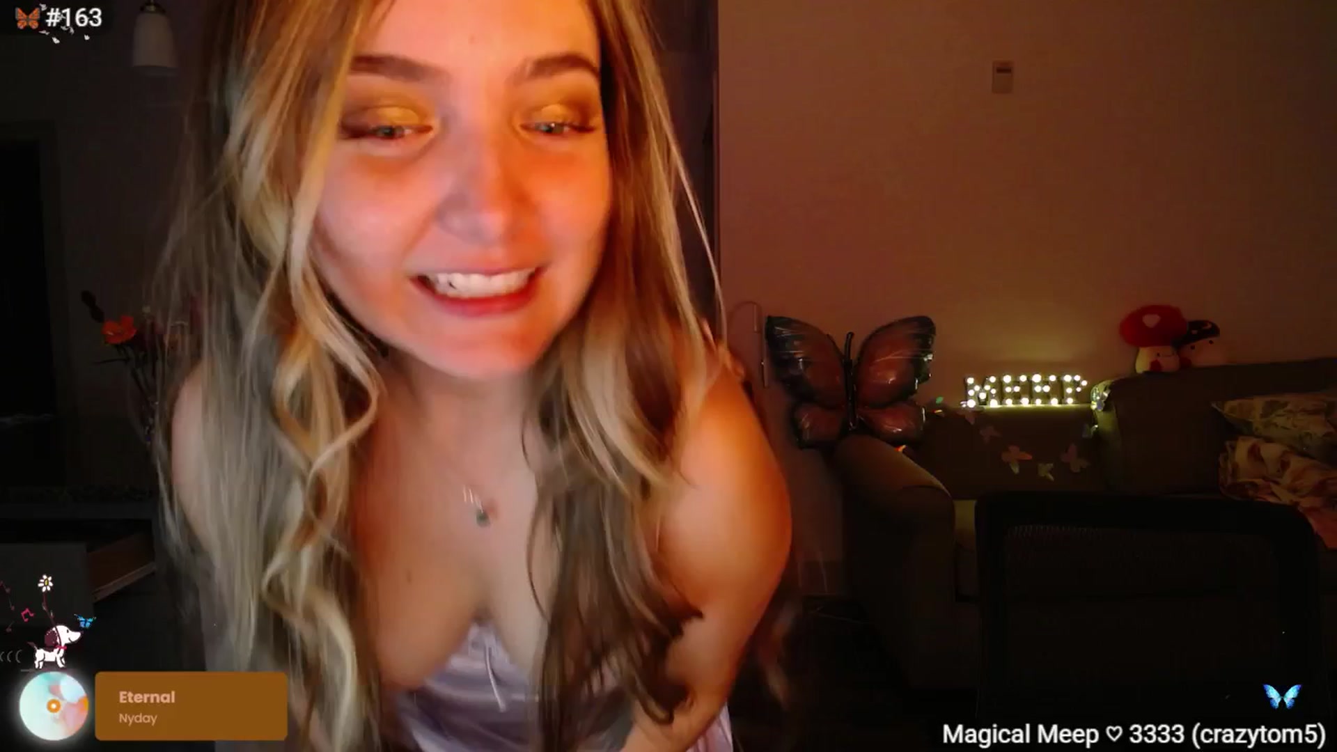 Gallery image thumbnail from Monica's myfreecams stream on, 12/01/2025, 02:30 image 3 of 20