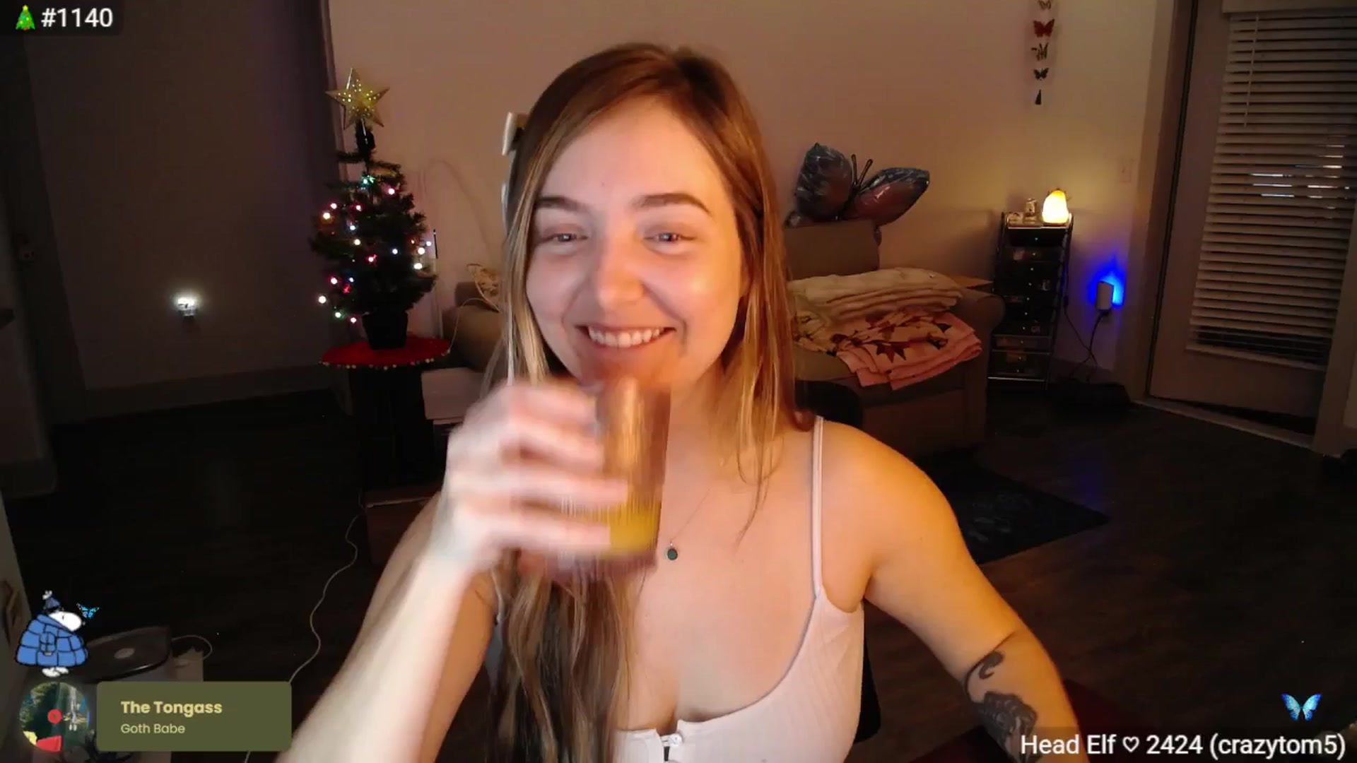 Gallery image thumbnail from Monica's myfreecams stream on, 12/22/2025, 03:17 image 10 of 20