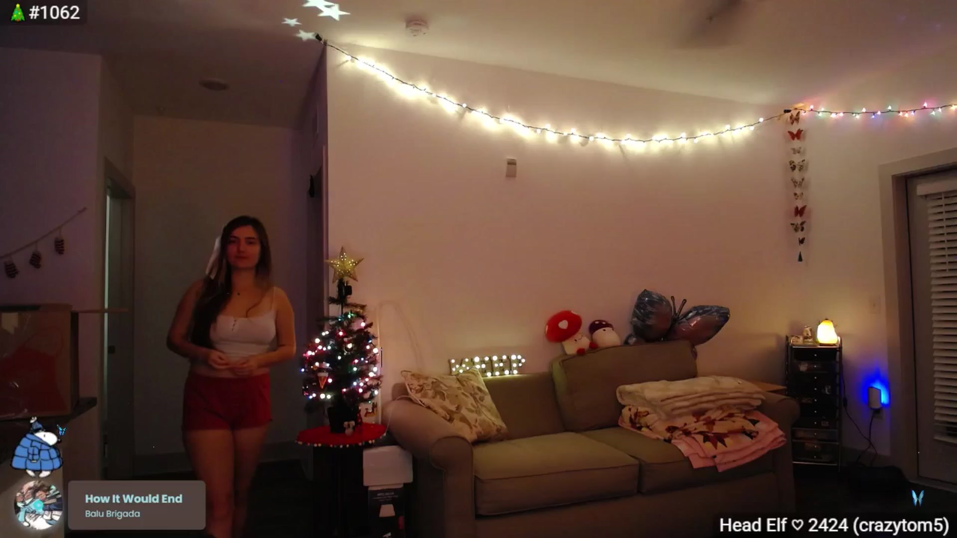 Gallery image thumbnail from Monica's myfreecams stream on, 12/22/2025, 03:17 image 17 of 20