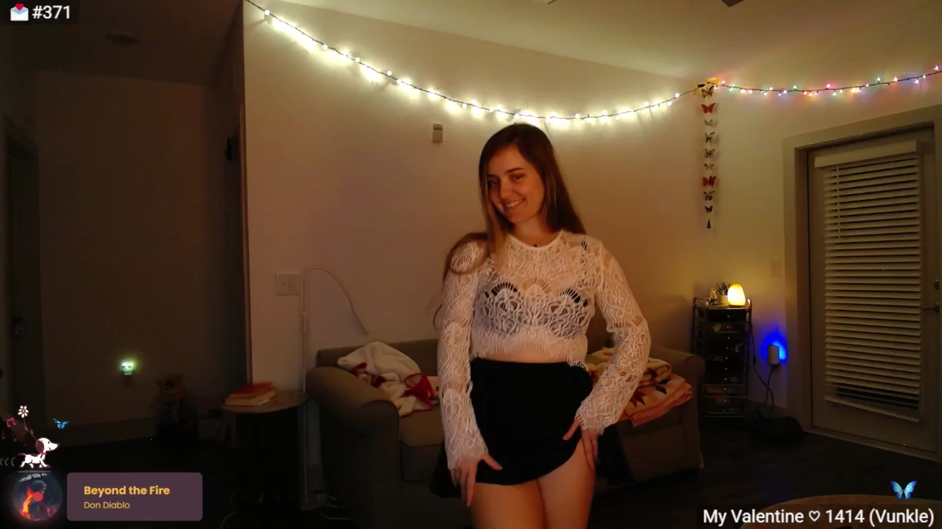 Gallery image thumbnail from Monica's myfreecams stream on, 02/13/2026, 03:25 image 17 of 20