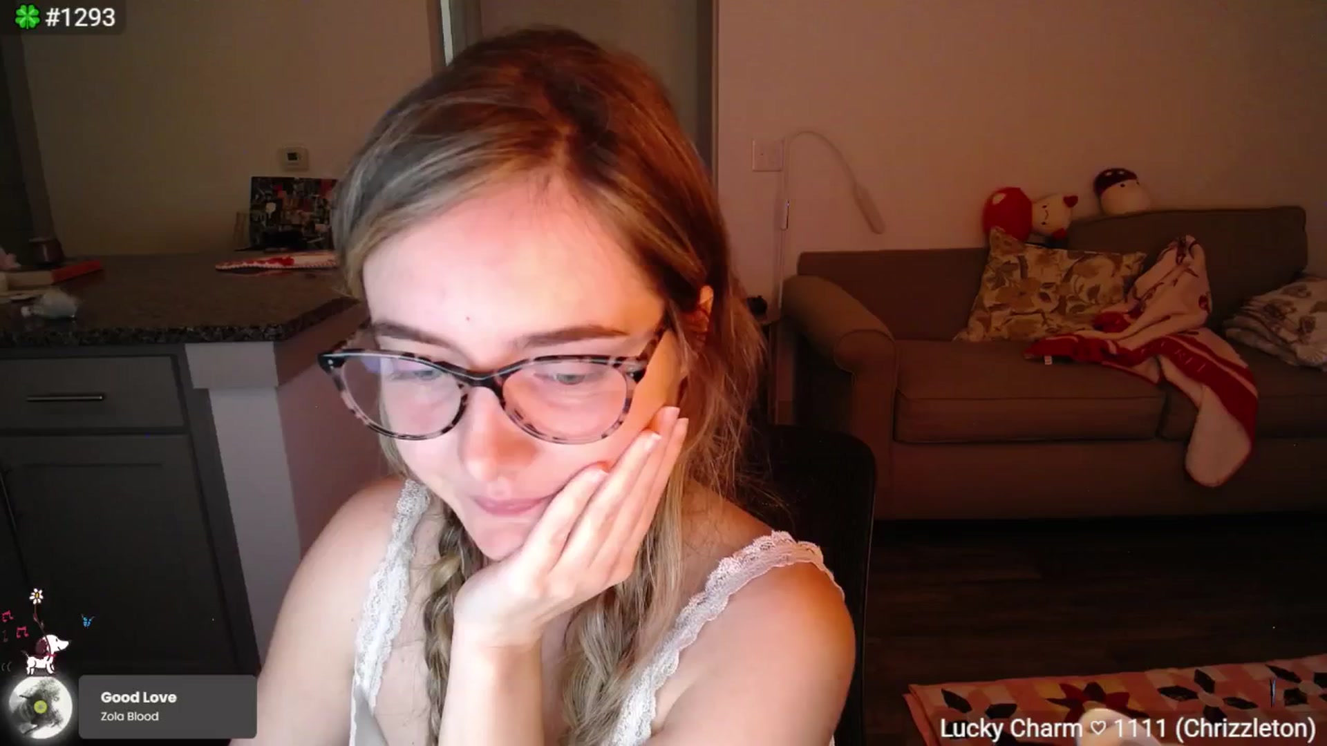 Gallery image thumbnail from Monica's myfreecams stream on, 04/03/2026, 02:57 image 14 of 20