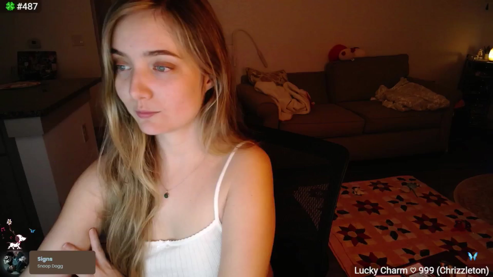 Gallery image thumbnail from Monica's myfreecams stream on, 04/09/2026, 02:37 image 7 of 20