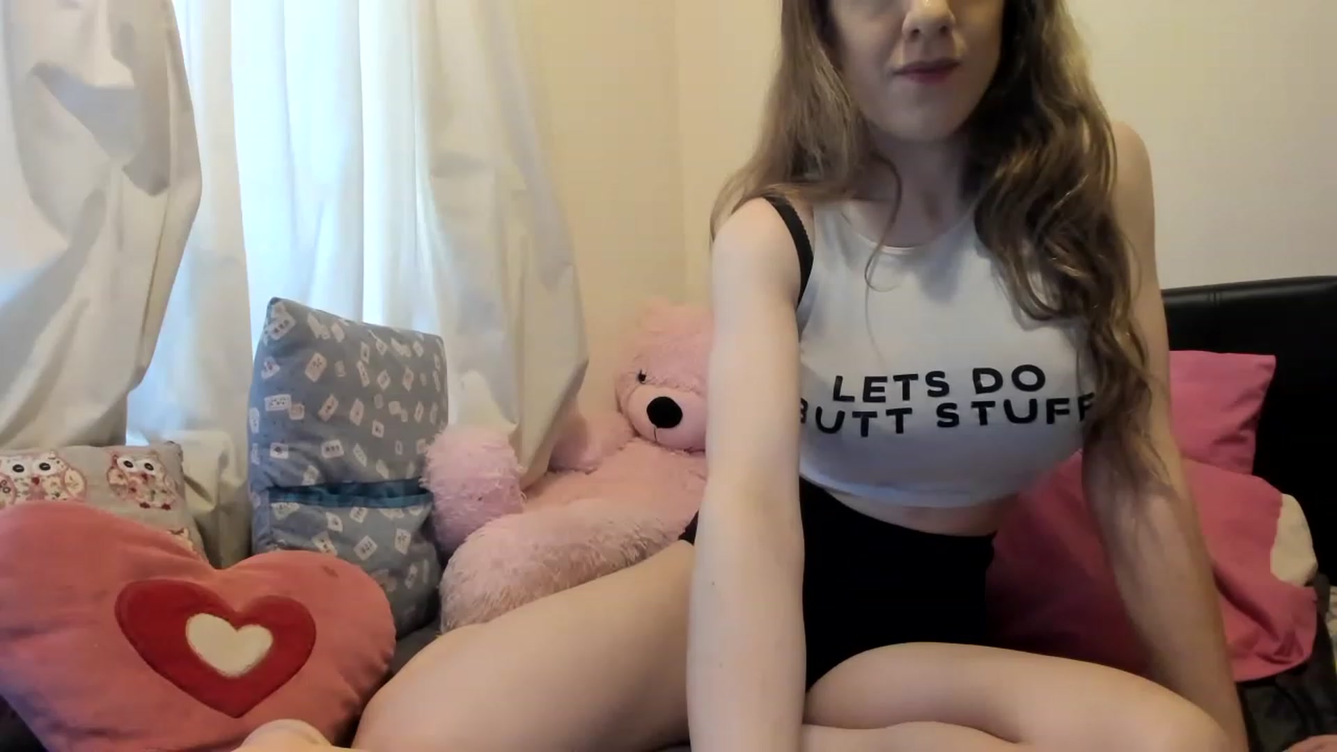 Gallery image thumbnail from MonicaAssUK's myfreecams stream on, 11/22/2022, 14:05 image 13 of 20