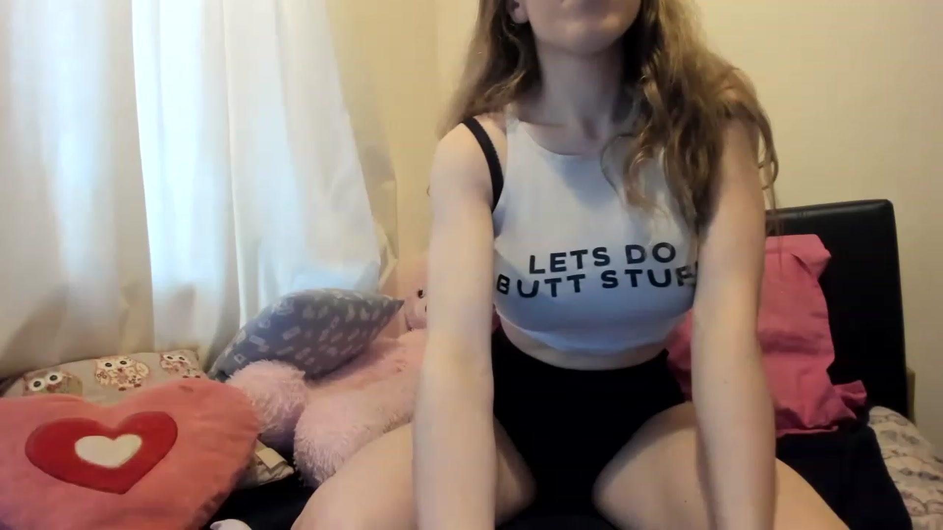 Gallery image thumbnail from MonicaAssUK's myfreecams stream on, 12/01/2022, 13:14 image 2 of 20