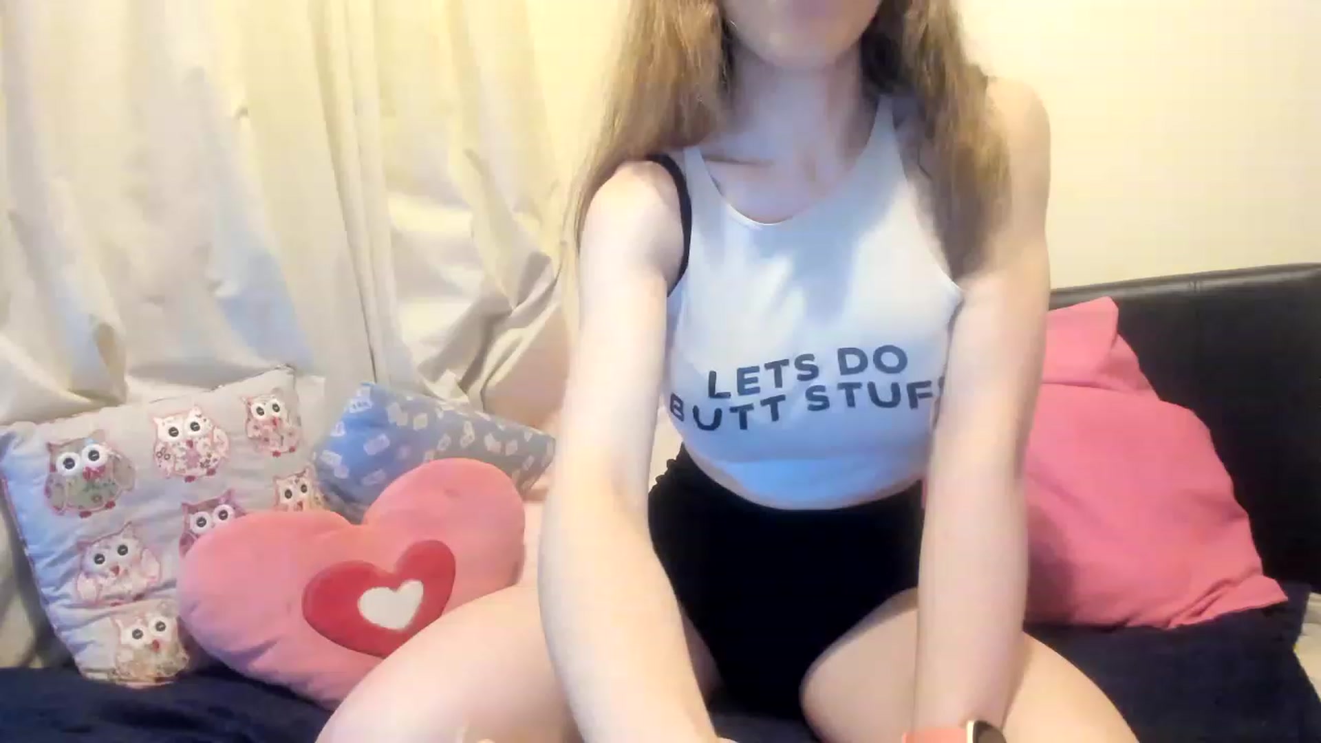 Gallery image thumbnail from MonicaAssUK's myfreecams stream on, 12/27/2022, 16:40 image 20 of 20