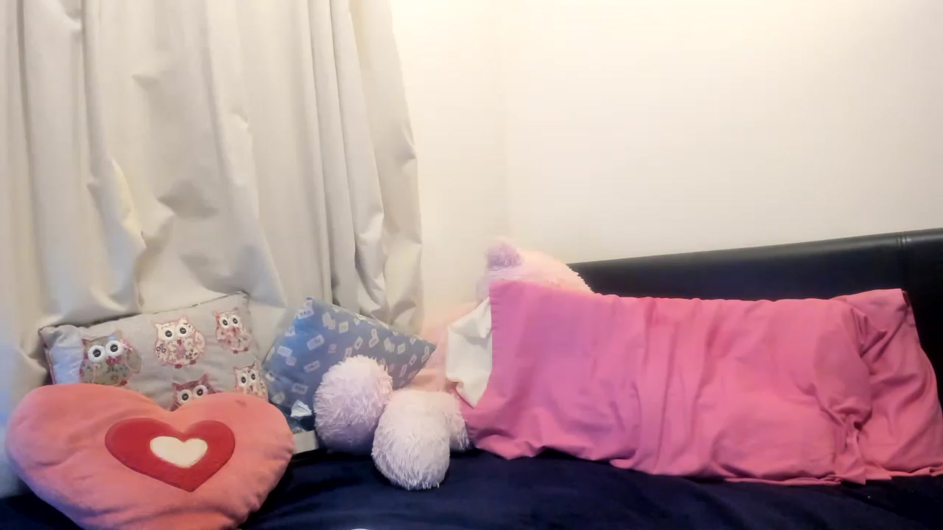 Gallery image thumbnail from MonicaAssUK's myfreecams stream on, 01/02/2023, 18:15 image 6 of 20